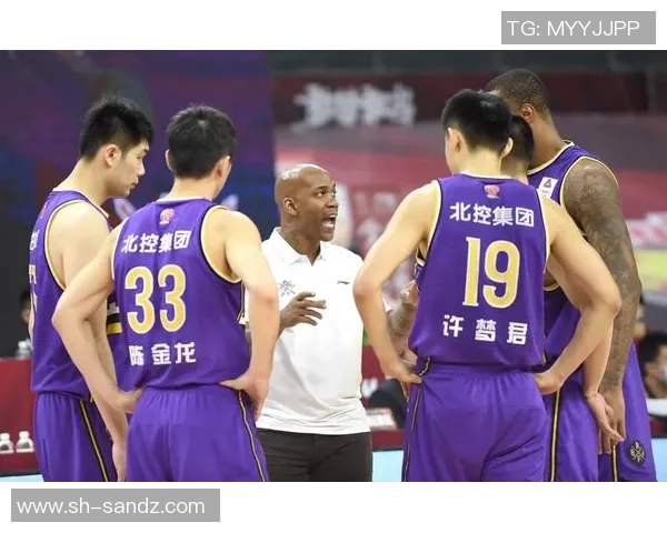 北京篮球队防守反击战术分析及其成败得失探讨