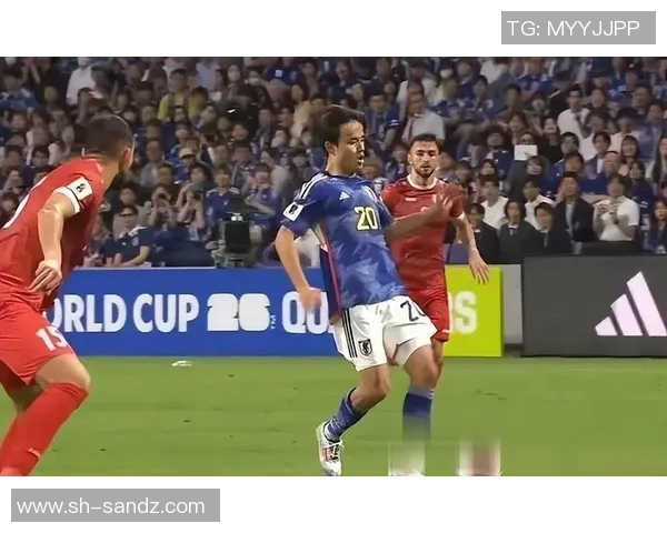 变色足球明星盘点他们如何在场上闪耀与变幻的魅力