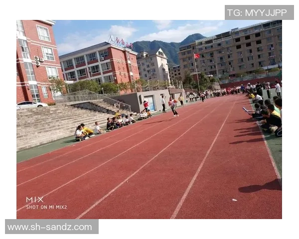 足球明星手办陪伴小朋友快乐成长的梦想之旅 足球明星手办陪伴小朋友快乐成长的梦想之旅